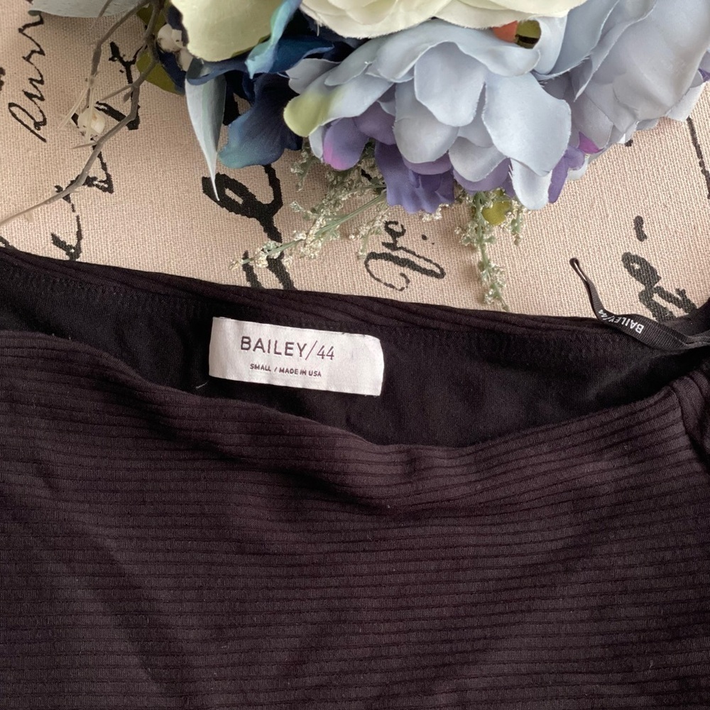 Bailey/44 Off-The-Shoulder Ribbed Knit Bandage Layered Casual Long Sleeve Top - Picture 6 of 8
